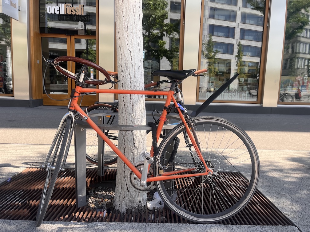 Autovelo prototype in Zurich – the bicycle with a steering wheel